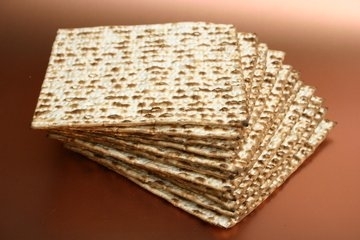 matza-for-passover-pessah-25-1194466